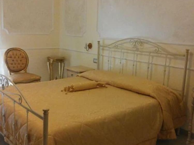 فندق Punto Verde