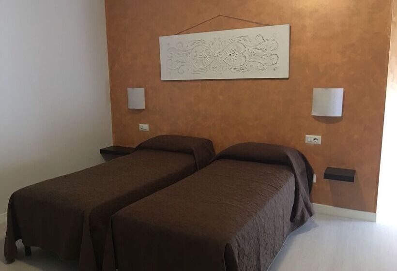 فندق Punto Verde