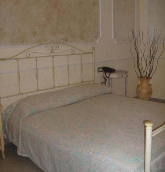 فندق Punto Verde