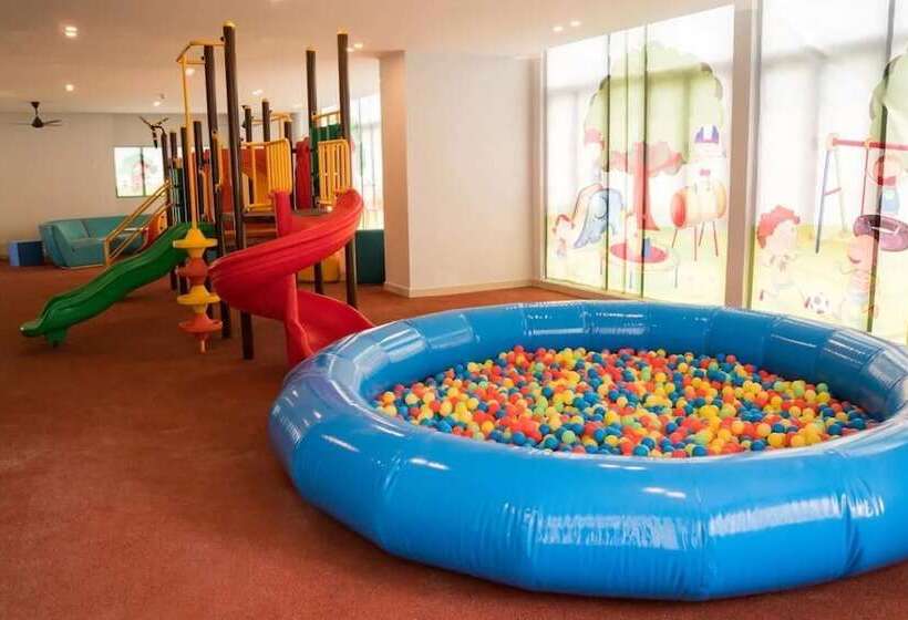 בית מלון כפרי R&f Princess Cove At R&f Mall