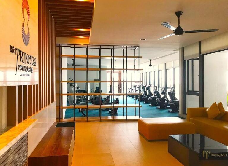 בית מלון כפרי R&f Princess Cove At R&f Mall