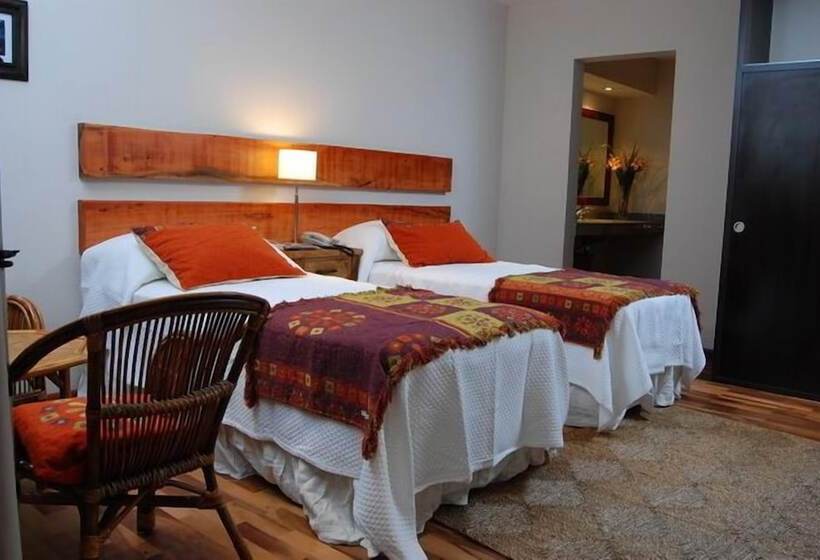 هتل Rio Arriba Suites Apartments Y Resto