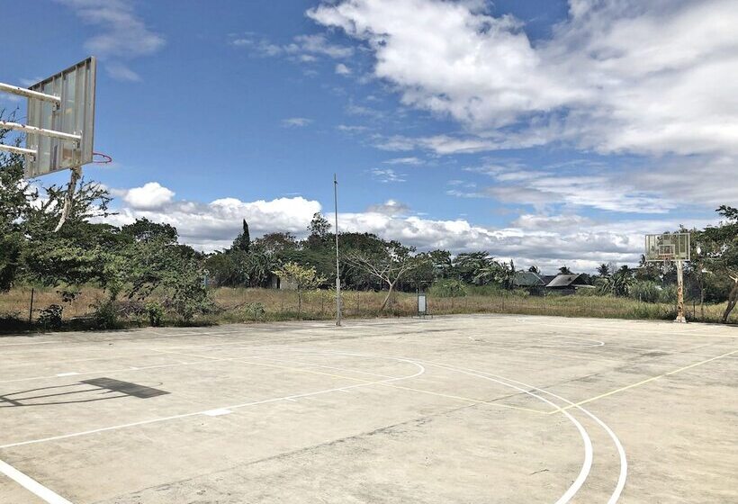 هتل Sea Garden Resort Iloilo