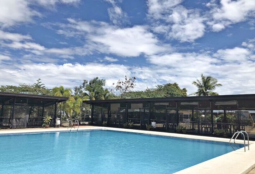 هتل Sea Garden Resort Iloilo