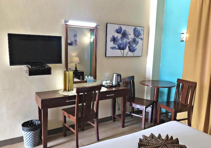 هتل Sea Garden Resort Iloilo