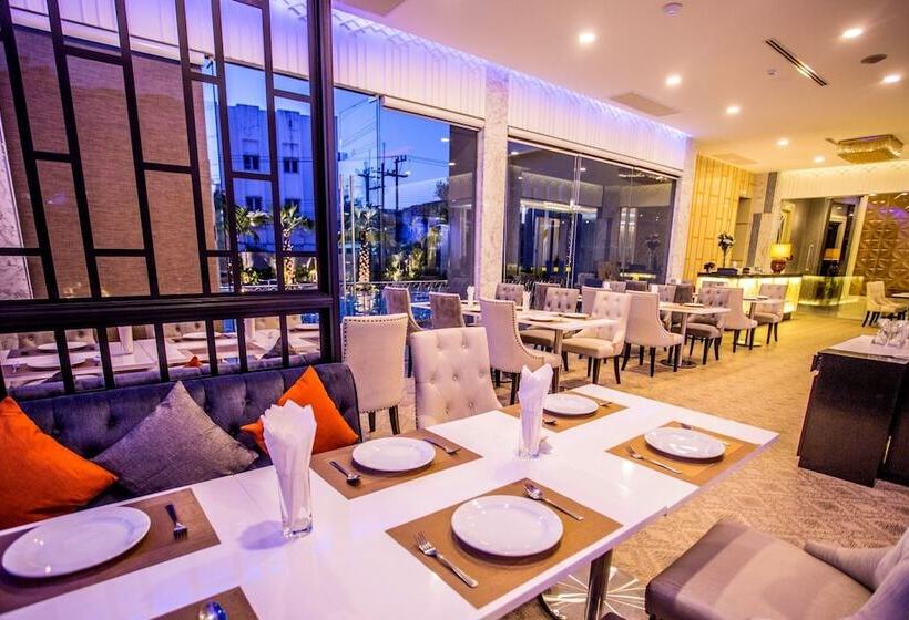 The Cheewin Hotel And Convention