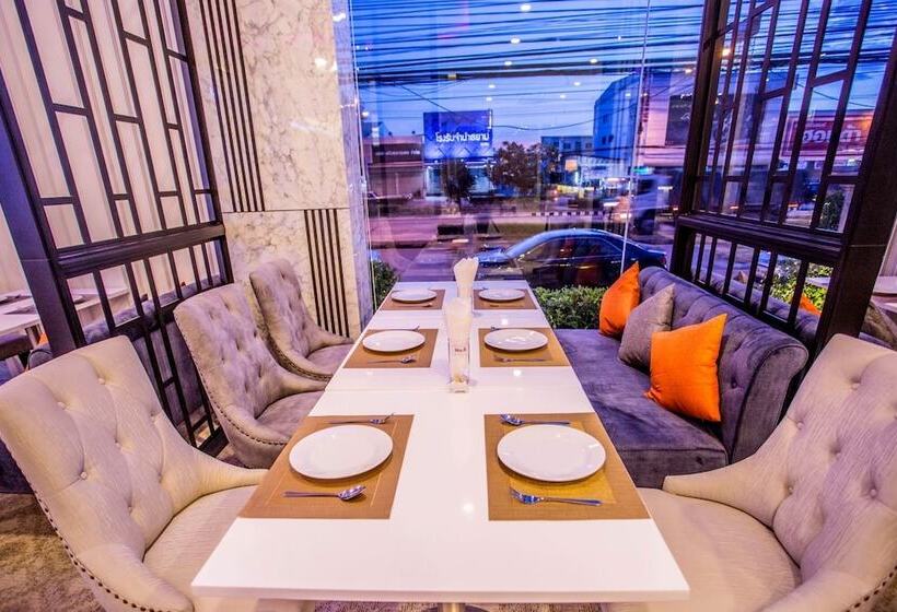 The Cheewin Hotel And Convention