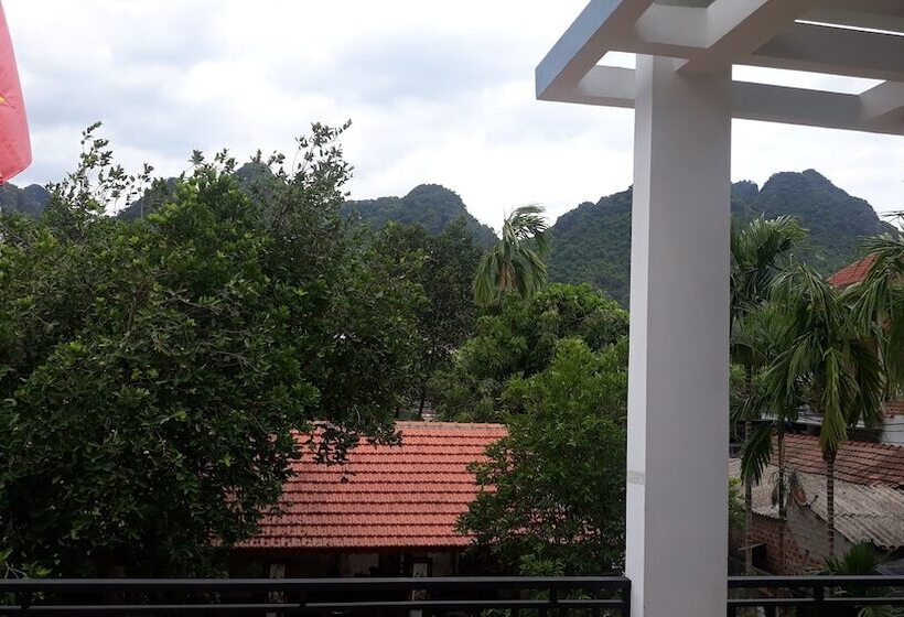 هتل Tropical Valley Homestay Villas