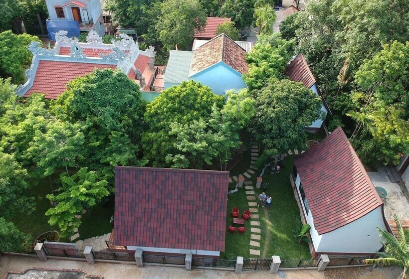 هتل Tropical Valley Homestay Villas