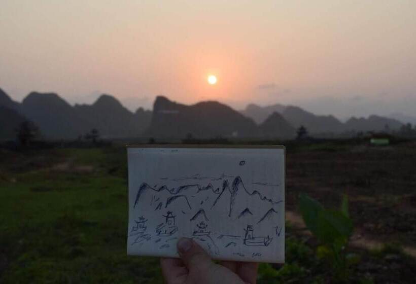 هتل Tropical Valley Homestay Villas