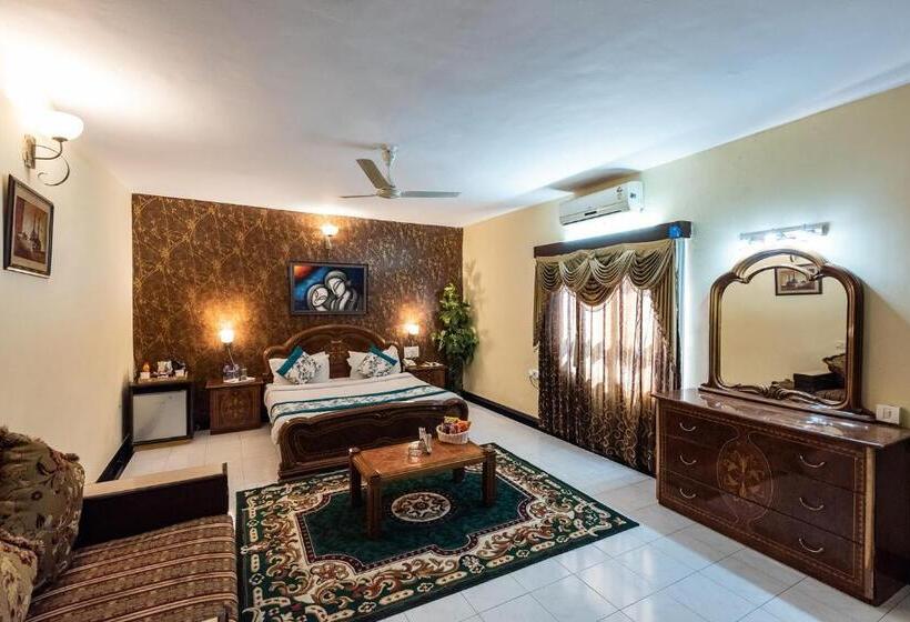 Отель Yorkshire Inn