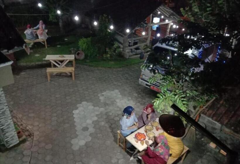 Пансион Penginapan Rudi Syariah