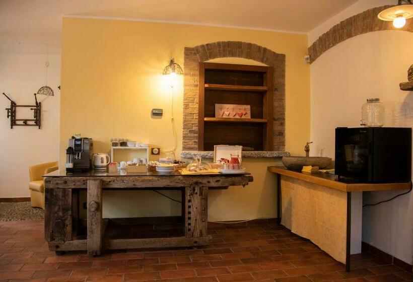 住宿加早餐  Agriturismo Cascina Costa