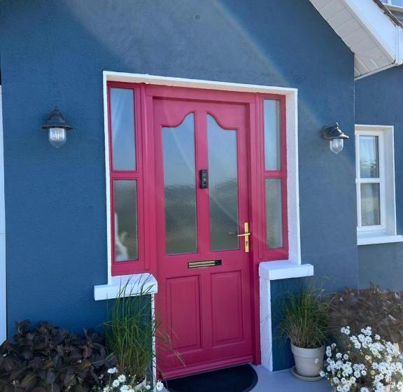 민박 Thistledown Lodge