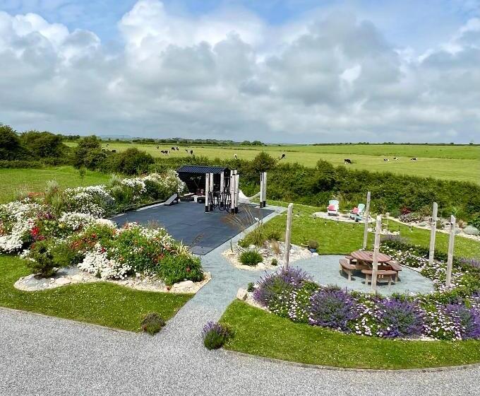 مبيت وإفطار Thistledown Lodge