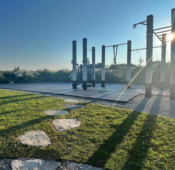 민박 Thistledown Lodge