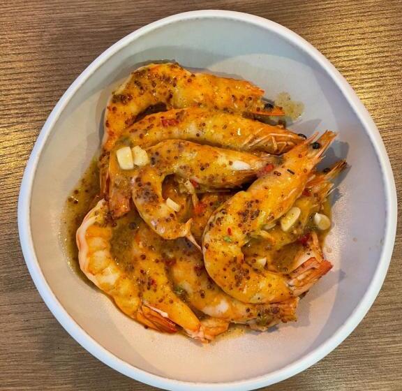 ベッドアンドブレックファースト Villa D’aurora Country Suites