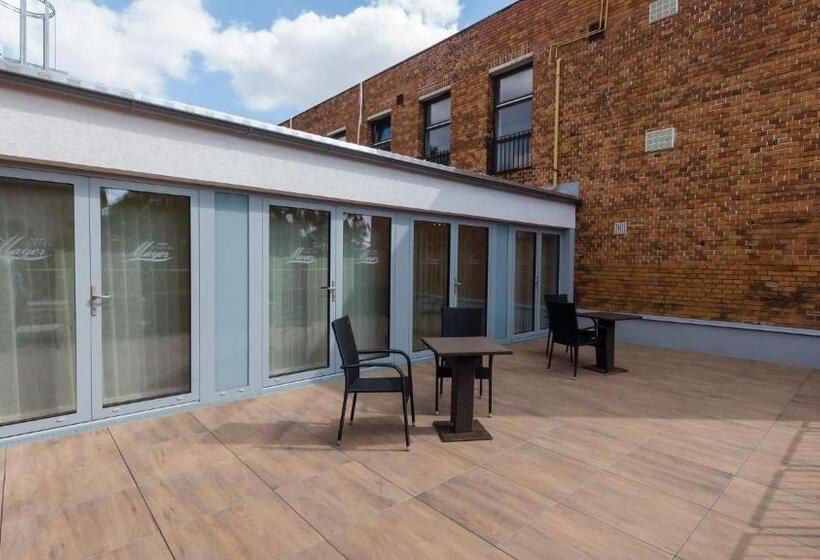 Hostel Mayer Superior Veszprem