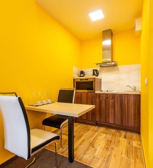 Hostel Mayer Superior Veszprem