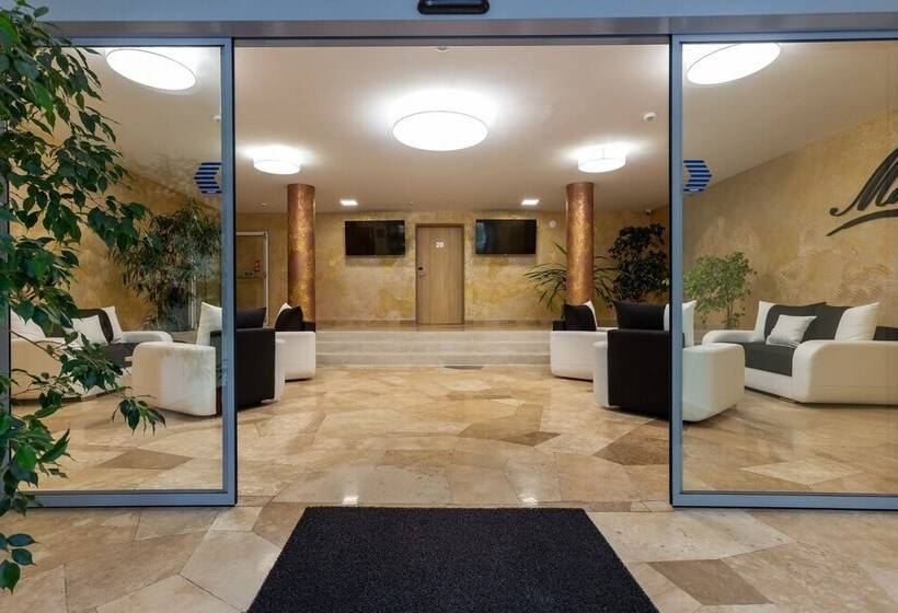 Hostel Mayer Superior Veszprem