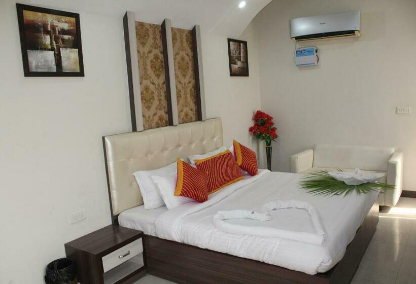 Hotel Infinity Rubystone Express