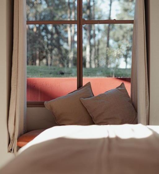 هتل Luz Culinary Wine Lodge