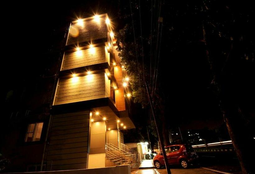 فندق Mc Suites Mysuru