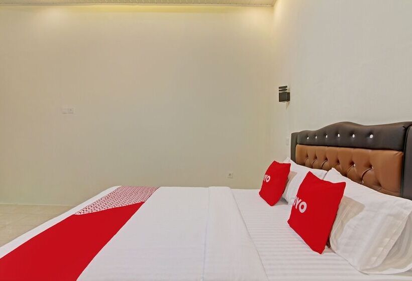 호텔 Capital O 90643 Suri Guest House Syariah