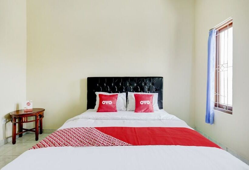 בית מלון כפרי Oyo 90690 Pondok Dukuh