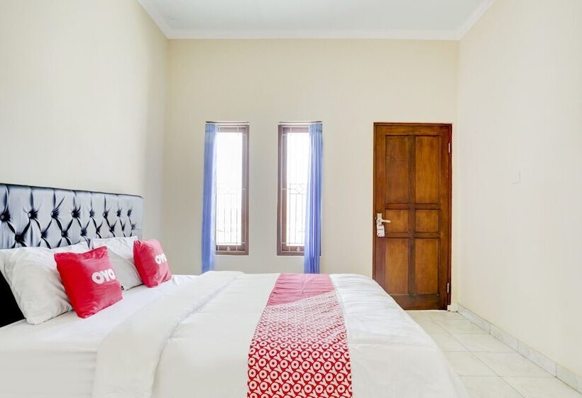 בית מלון כפרי Oyo 90690 Pondok Dukuh