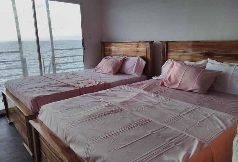 בית מלון כפרי Posada Donde Uriel Playa Tranquila