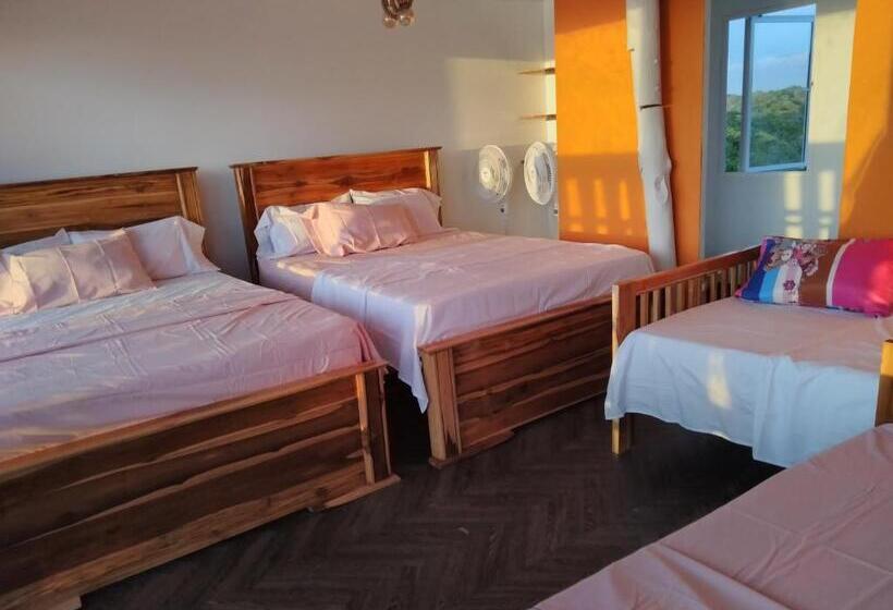 בית מלון כפרי Posada Donde Uriel Playa Tranquila