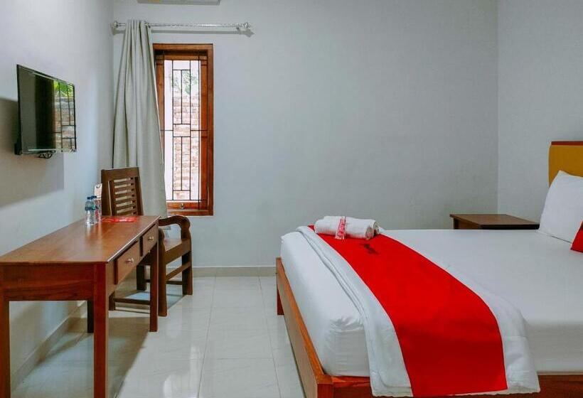 בית מלון כפרי Reddoorz At Omah Candi Sari Near Airport Yia
