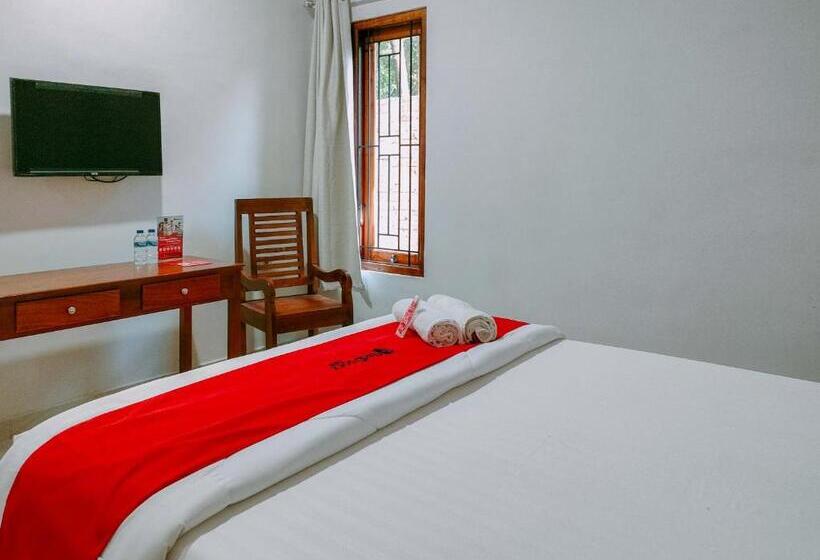 בית מלון כפרי Reddoorz At Omah Candi Sari Near Airport Yia