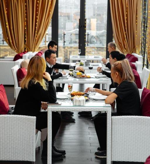 هتل Reikartz Sky Almaty