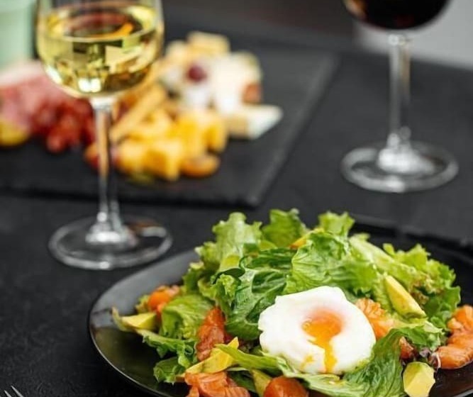 هتل Reikartz Sky Almaty