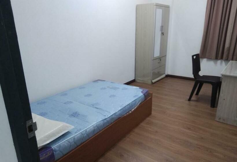 בית מלון כפרי Spot On 90341 Jackie Home