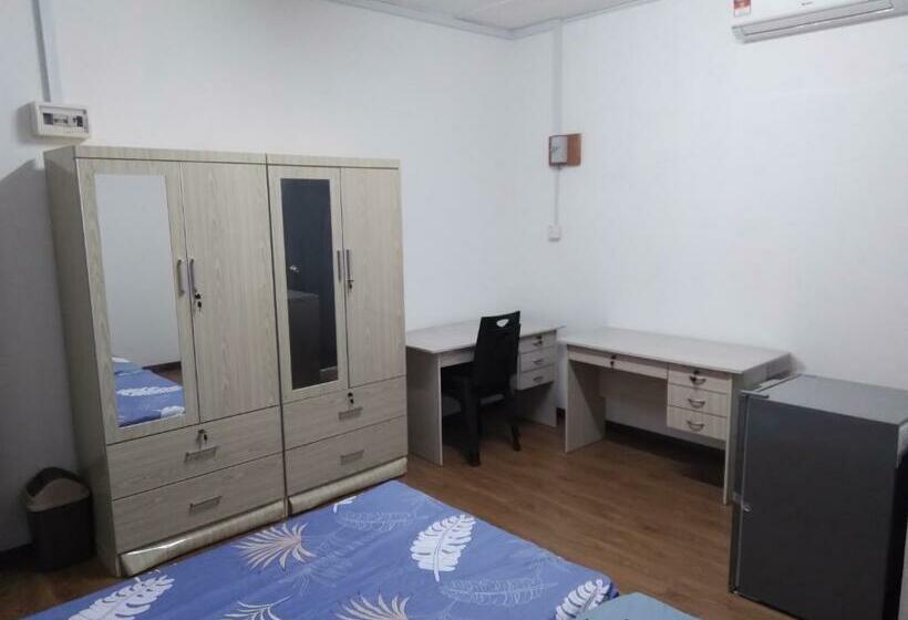 בית מלון כפרי Spot On 90341 Jackie Home