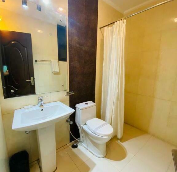 Hotel Lloyd Residency Nehru Place