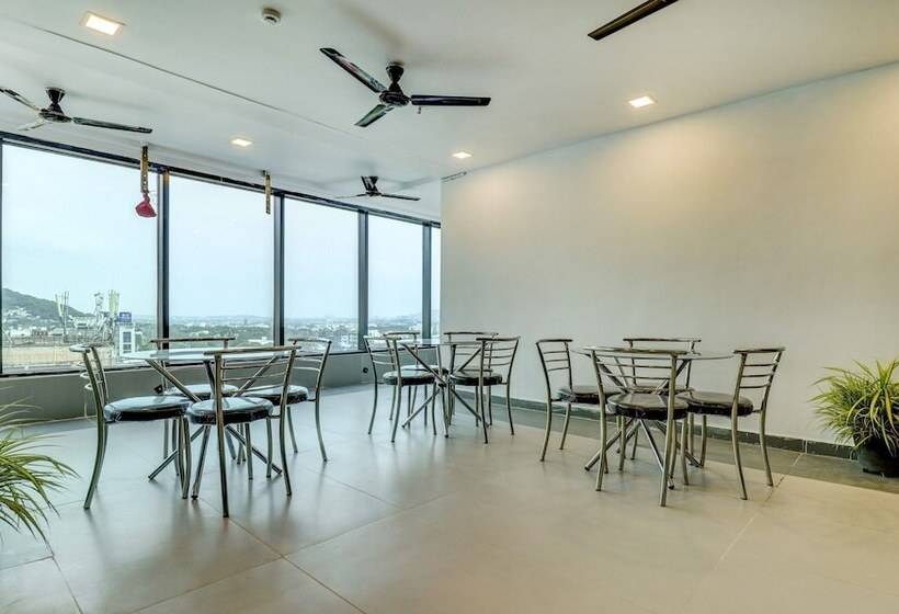 酒店 Treebo Siesta Muralinagar