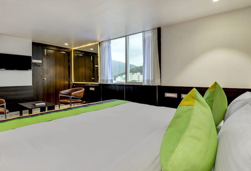 酒店 Treebo Siesta Muralinagar