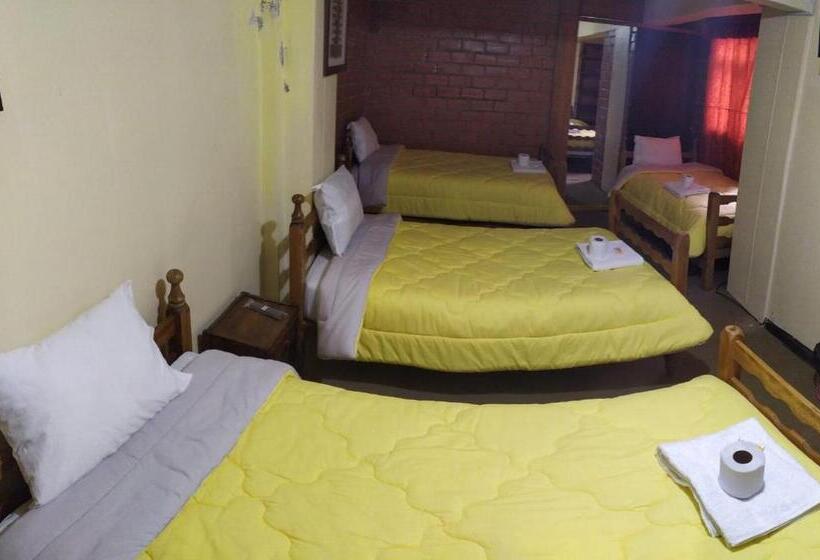 Mirador Backpackers B&b