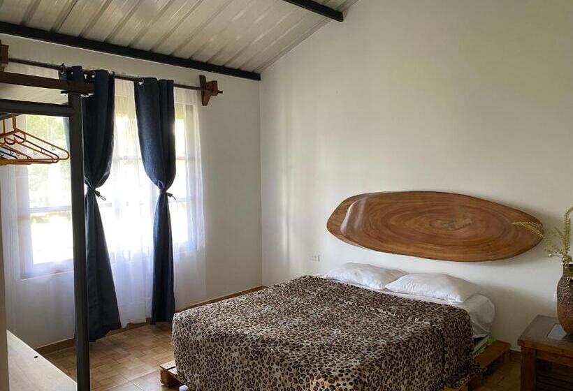 پانسیون Cabaña La Guitarra