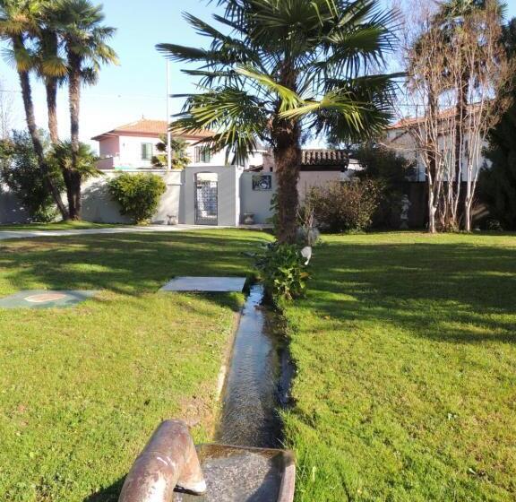 بنسيون Ginkgo Guest House