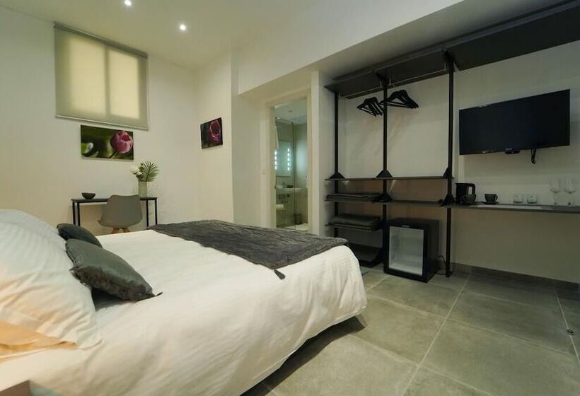 پانسیون Guest House Capital Inn