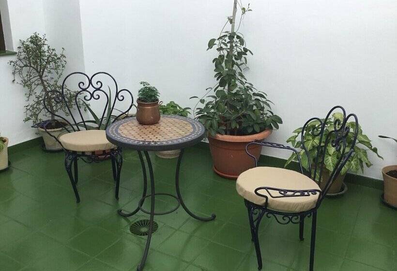 پانسیون Hostal Fleming