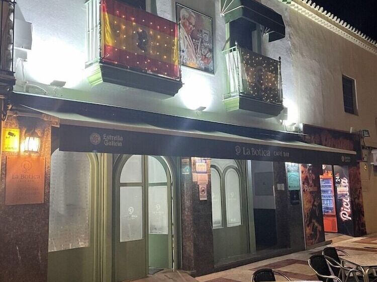 پانسیون Hostal Fleming