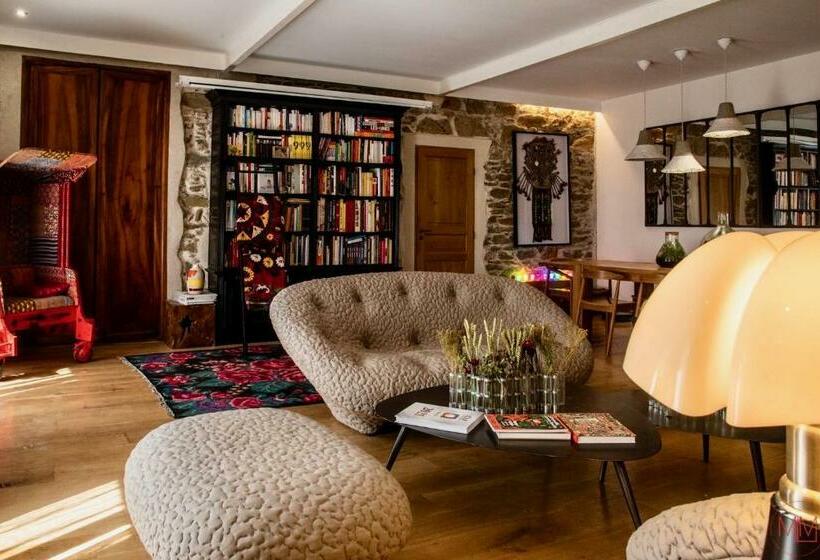 Пансион Origines