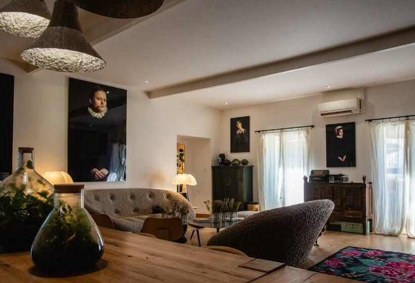 Пансион Origines