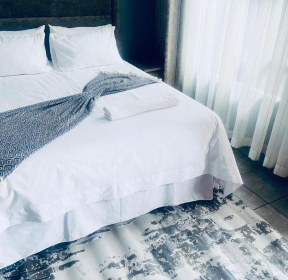 פנסיון President Guest Lodge